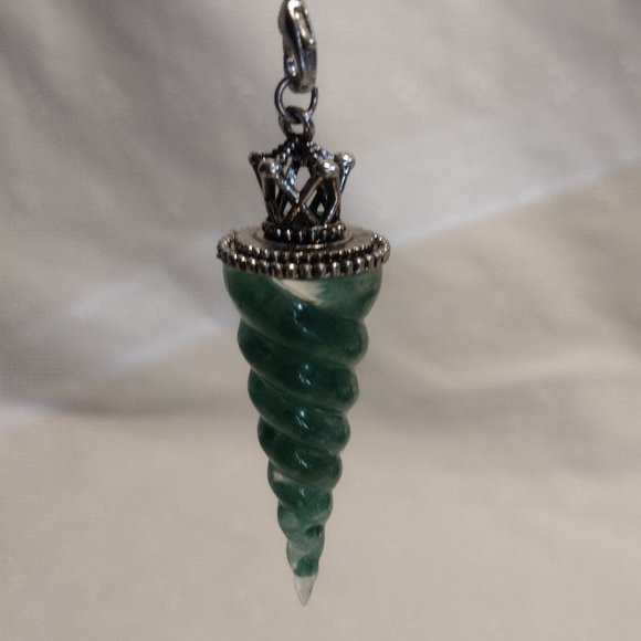 Green Aventurine Spiral Pendulum - Picture 3 of 5